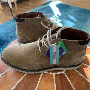 New with Tags TOMS Navi Chukka Boot